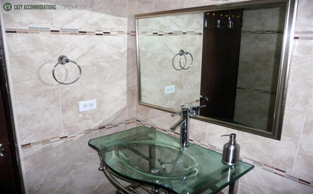קינגסטון Cozy Accommodations - Dorchester City Line חדר תמונה
