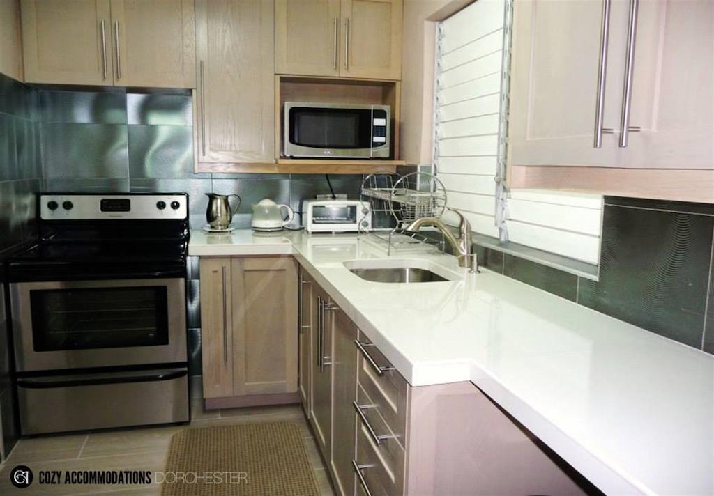 קינגסטון Cozy Accommodations - Dorchester City Line חדר תמונה