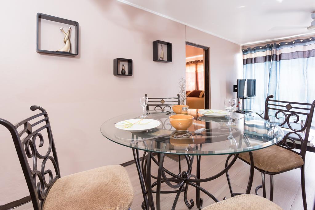 קינגסטון Cozy Accommodations - Dorchester City Line מראה חיצוני תמונה